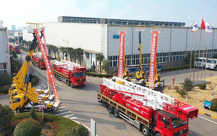 綠色修井效率再刷新，徐工電動修井機(jī)批量發(fā)車